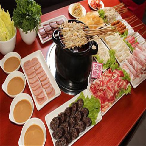 涮毛肚火鍋 濟(jì)南泉之源餐飲管理咨詢，助力創(chuàng)業(yè)新選擇
